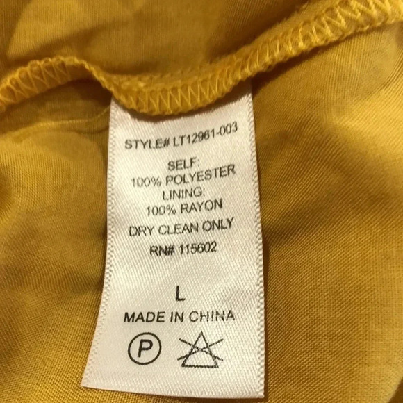 Lush yellow sleeveless lace top. Size L - Picture 9 of 9